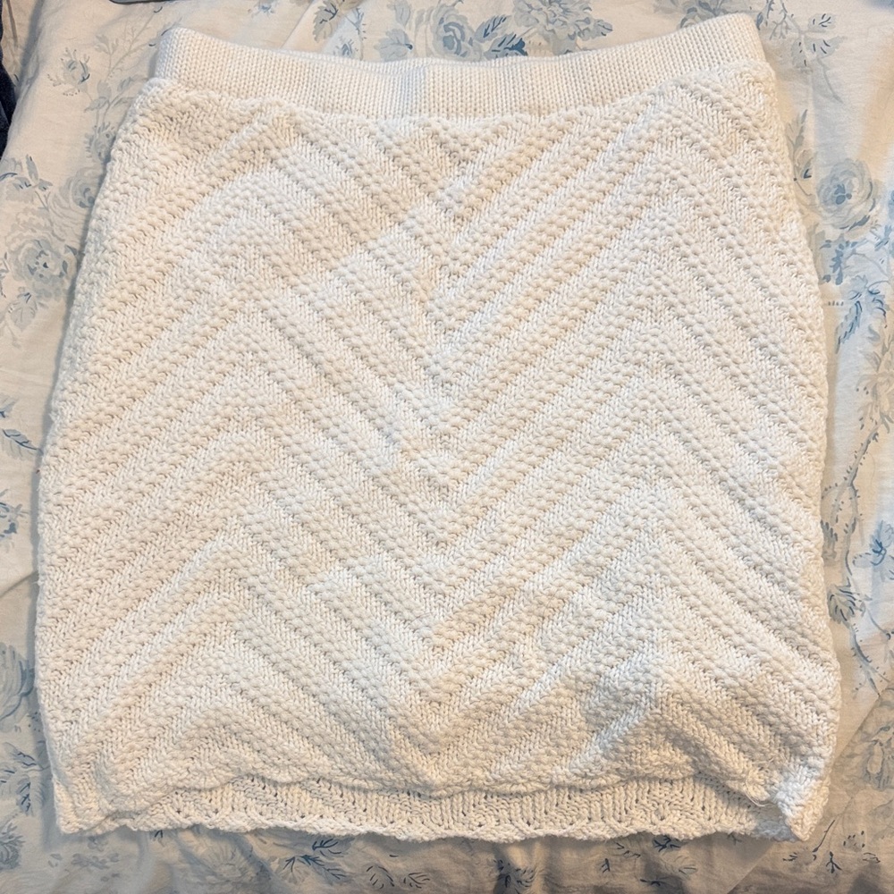 Hollister White Knit Skirt